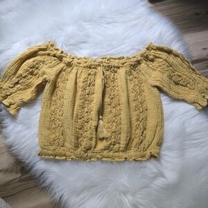 American Eagle Outfitters Mustard Off-Shoulder Blouse Women's Size XS